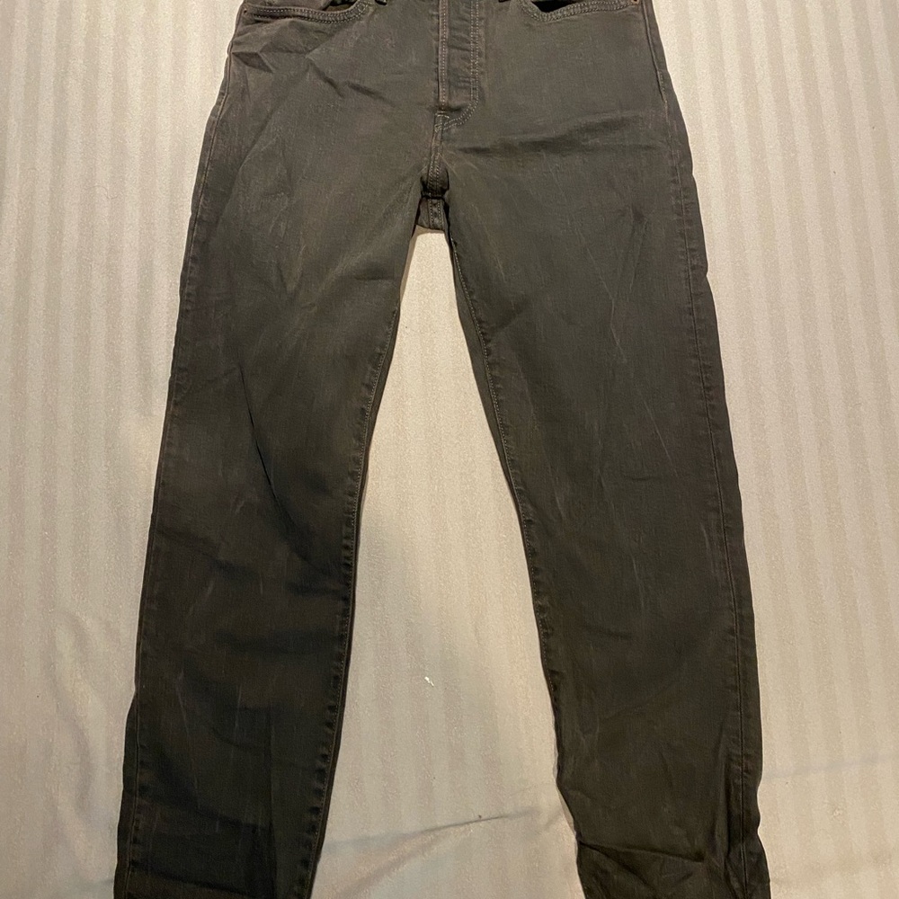 Black Levi’s Jeans